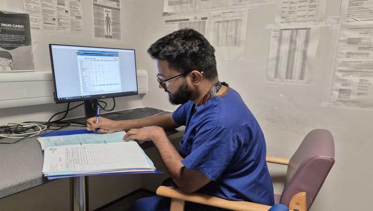 Sri Lanka Sees 10% of Its Doctors Leaving Amid Financial Crisis