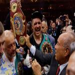Boxing: Usyk relinquishes IBF title after becoming undisputed heavyweight champion