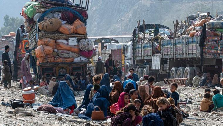 Pakistan to begin second phase of Afghan repatriations