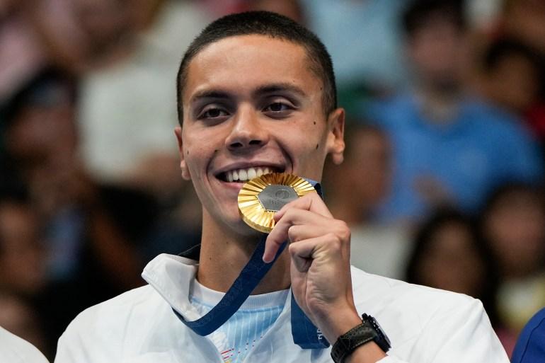 David Popovici Wins Olympic Gold in Men’s 200m Free, Mollie O’Callaghan Upsets Ariarne Titmus